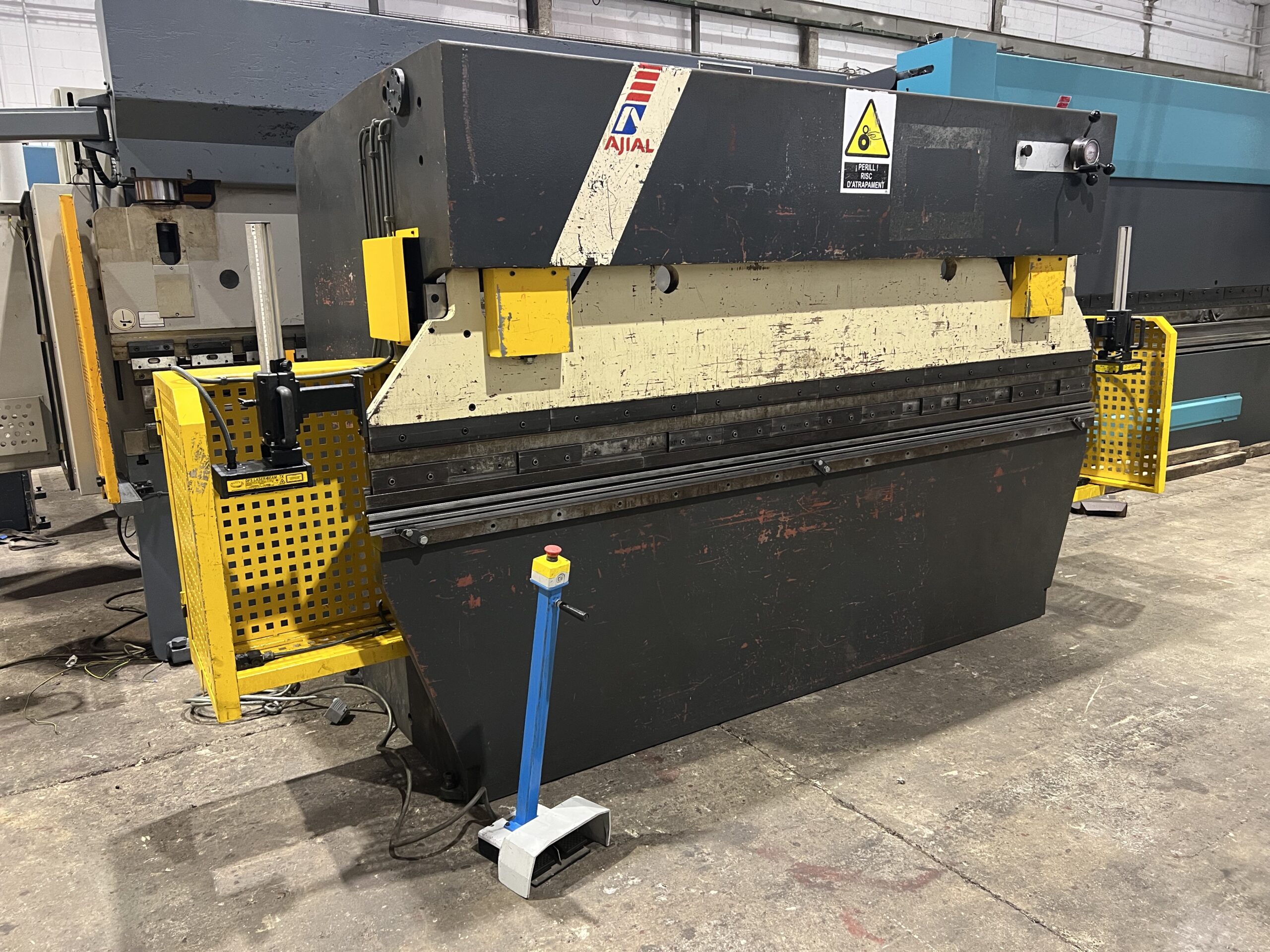 Presse plieuse AJIAL 3050X65