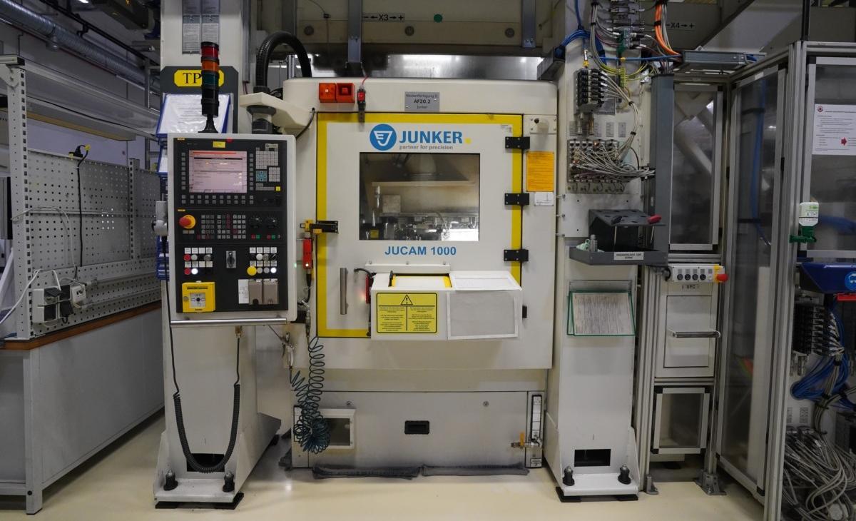 JUNKER Jucam 1000 /11S Machine-outil