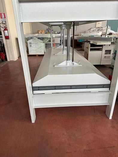 Presse ITALPRESSE 3000X1200