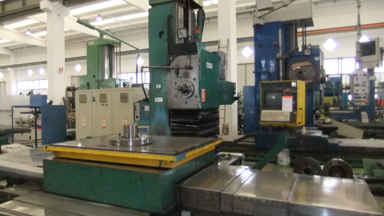 Aléseuse SVERDLOV 2A622 F4 CNC d'occasion