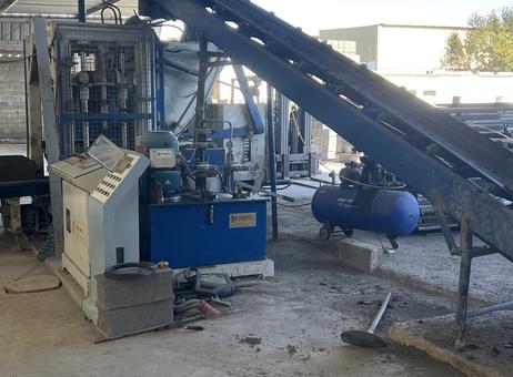 Ligne de production complète CARFEL HCF6 pour la fabrication de blocs de béton et de dalles alvéolaires