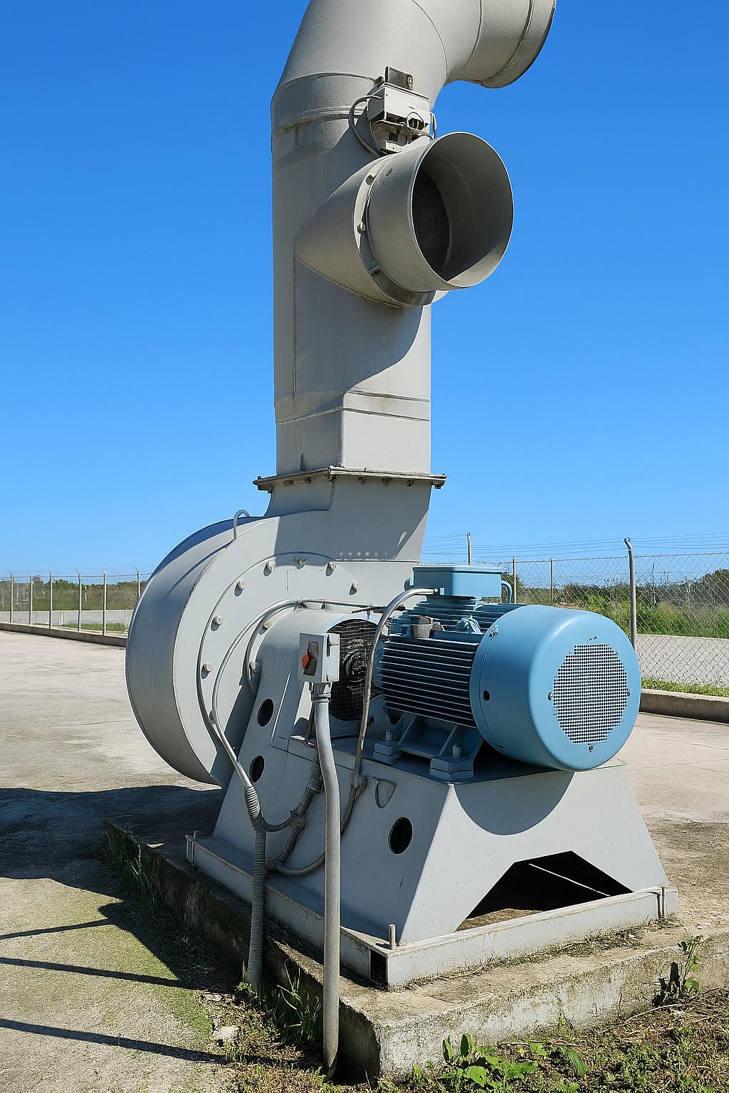 Système de ventilation industrielle HOWDEN -ABB CEU 8 4B 1120 RD LG0 ADX-SP