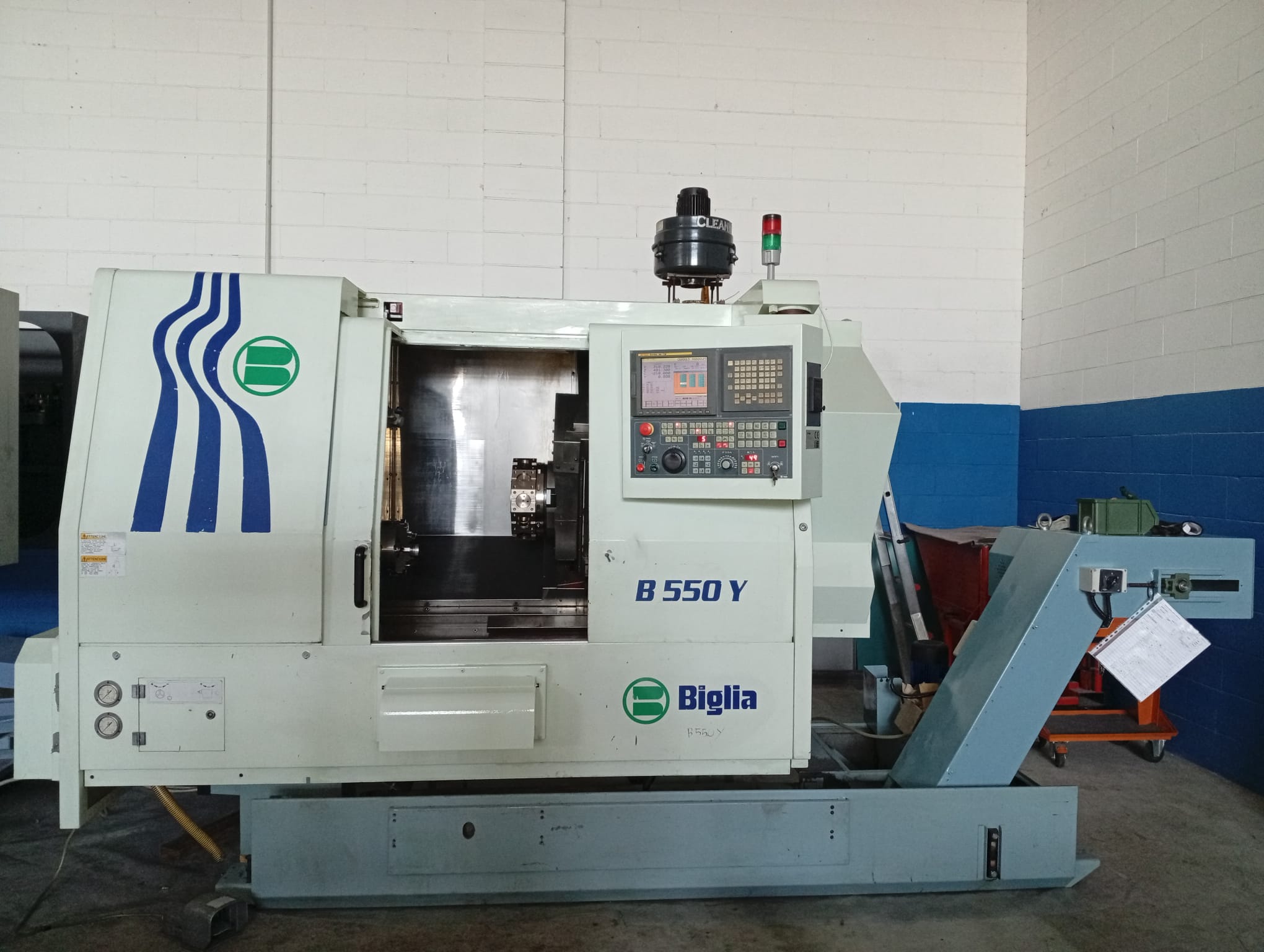 Tour motorisé cnc Biglia B 550 Y d'occasion