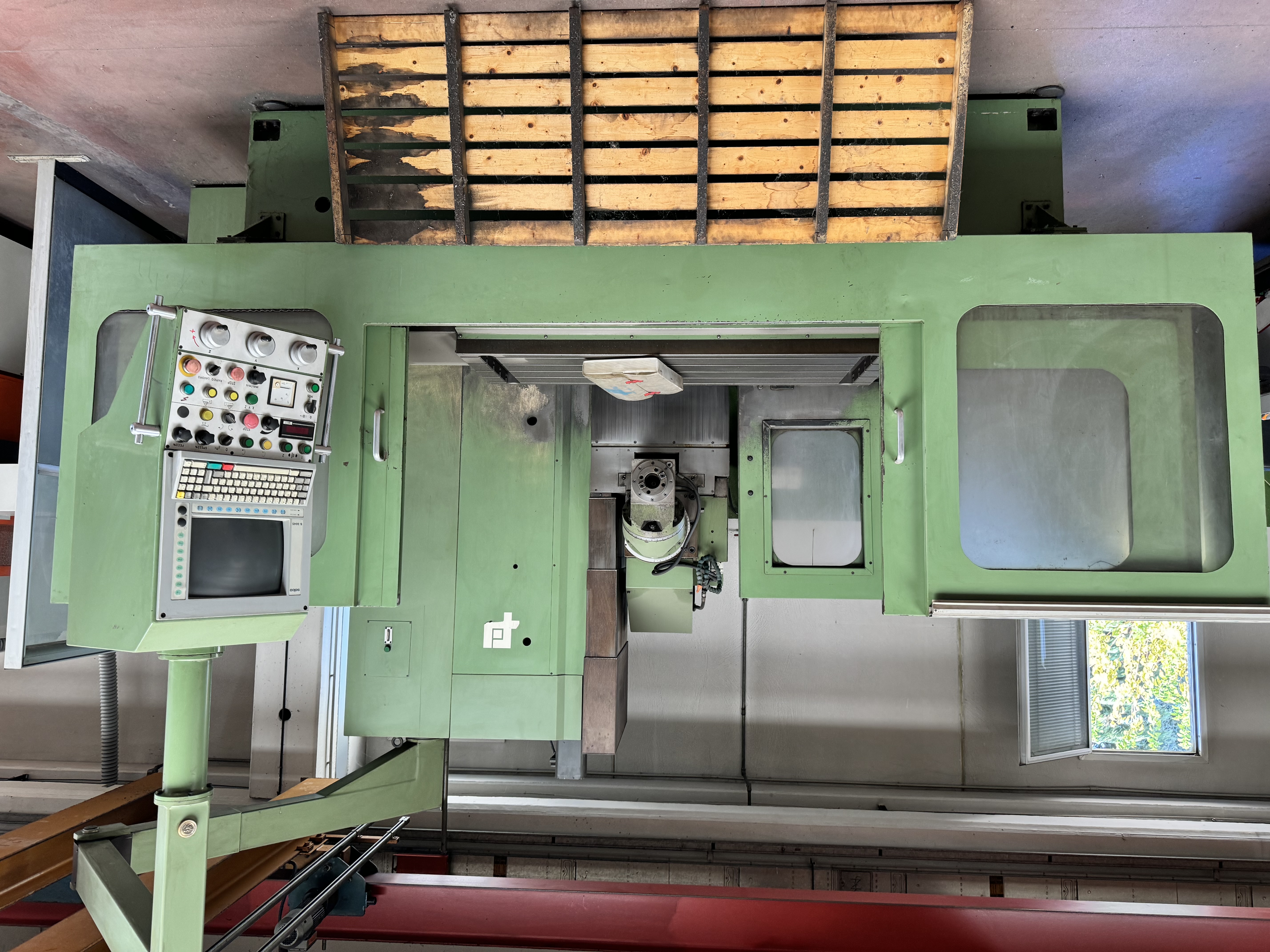 Aléseuse à montant fixe CNC FIL FS 130