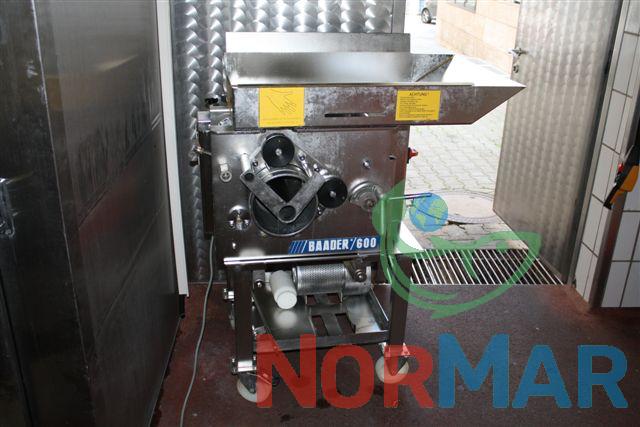 Machine à dépiauter Baader 600