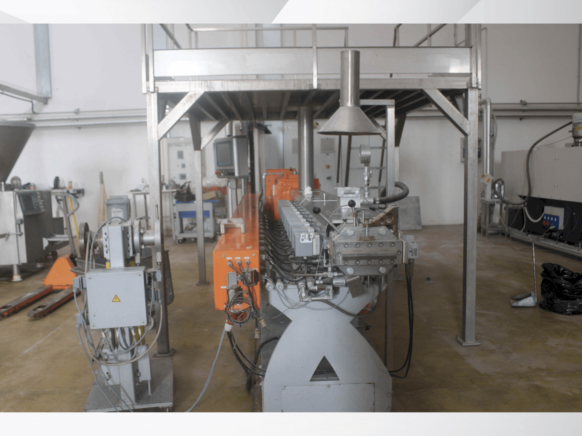 Extrudeuse bivis Leistritz ZSE60MAXX-48D