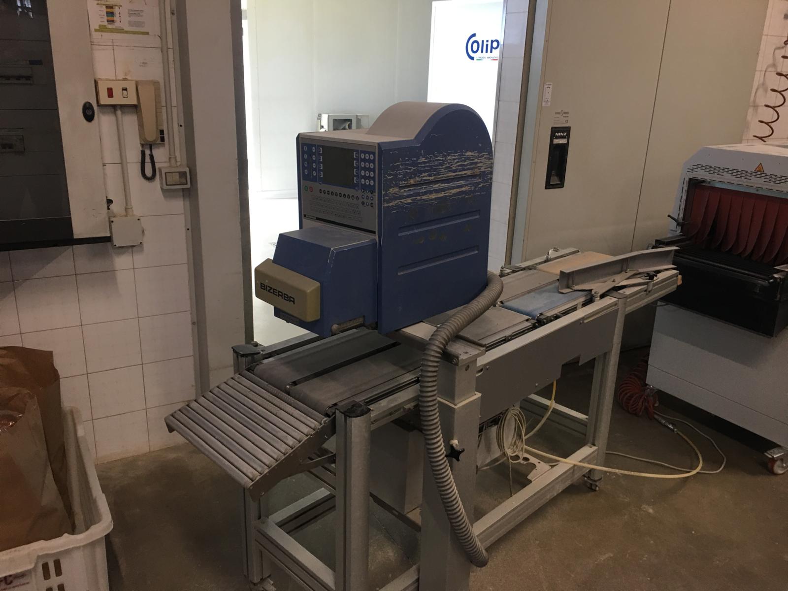 Distributeur BIZERBA GLME