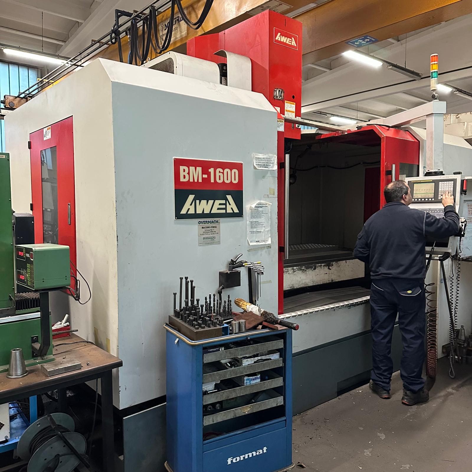 Centre d'usinage vertical AWEA BM-1600