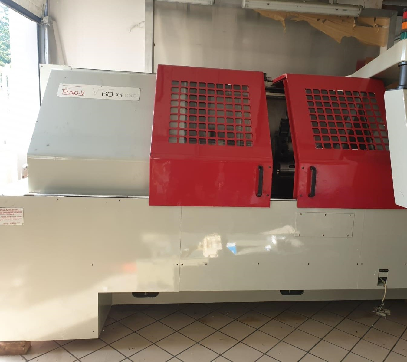 Tour motorisé CNC TECNO V 60 d'occasion