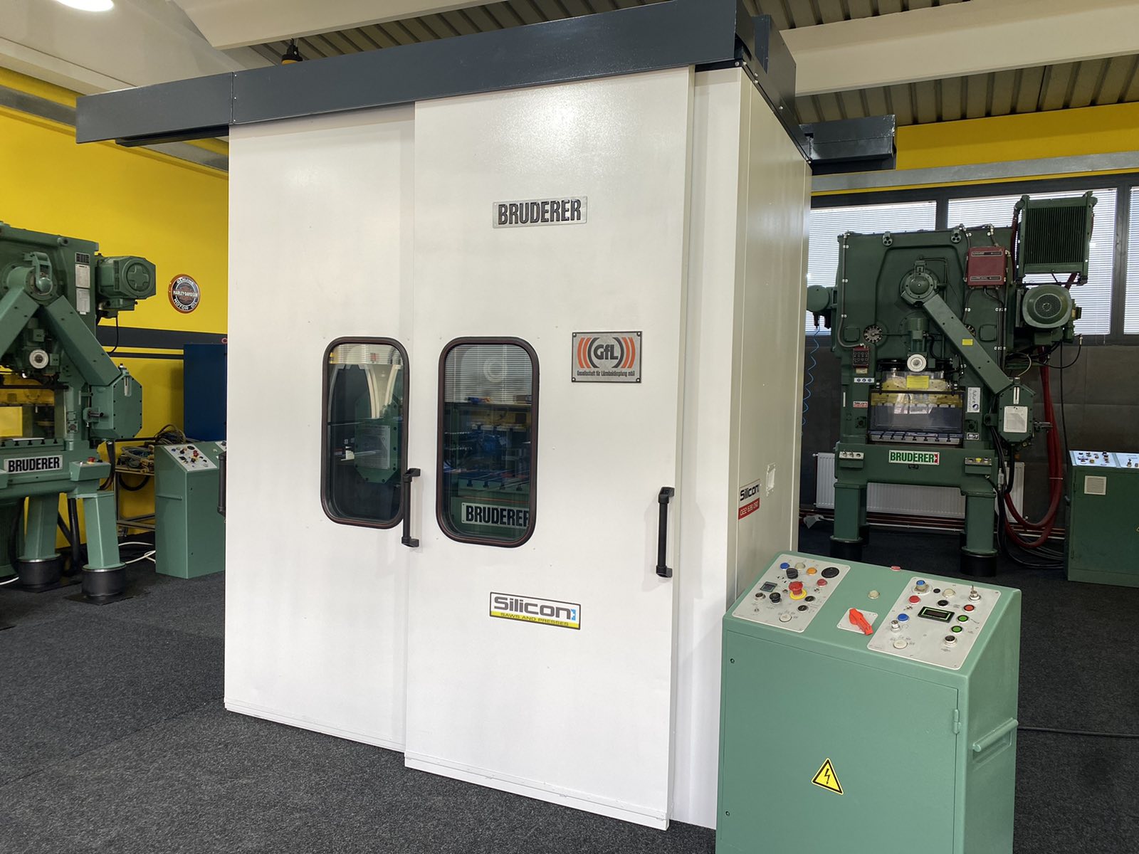 Presse Bruderer presses