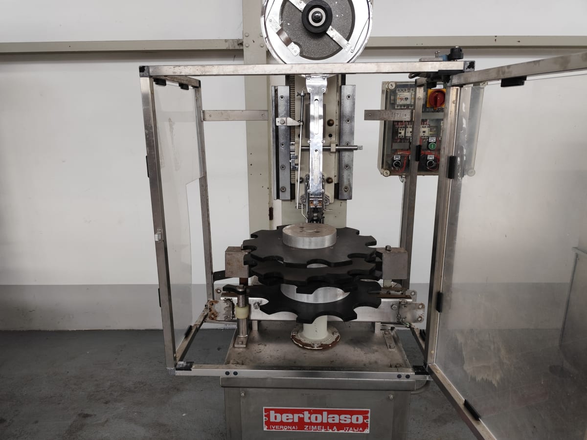 Capsuleuse Bertolaso Alfa