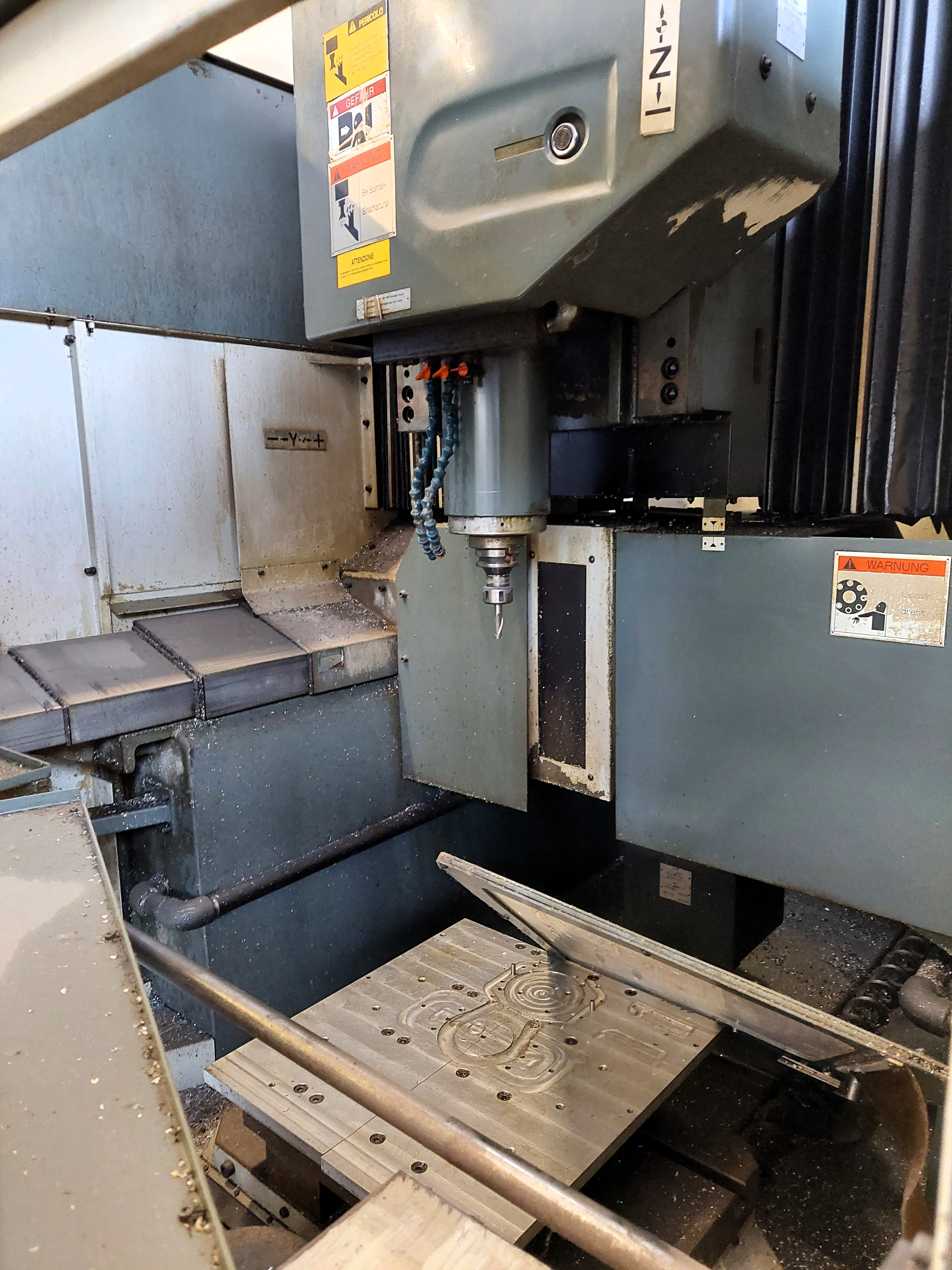 Centre d'usinage avec changeur de palettes Enshu S400 d'occasion