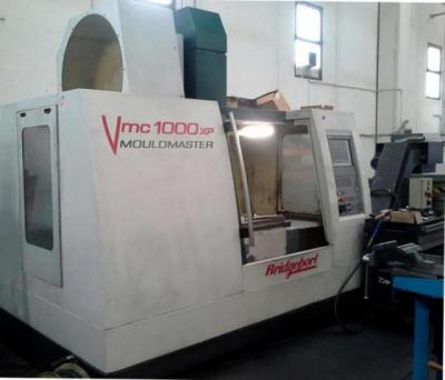 Centre d'usinage vertical BRIDGEPORT VMC1000 30XP d'occasion