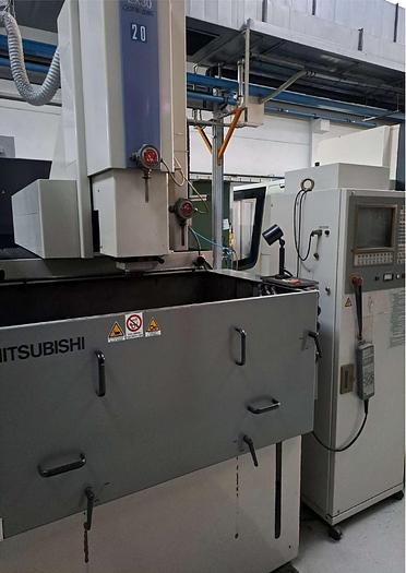 Machine d'électro-érosion par enfonçage Mitsubishi FUZZY MASTER LINE EX30 d'occasion