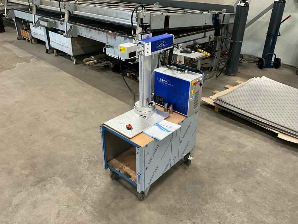 Machine de tôlerie SMK OV SF-30