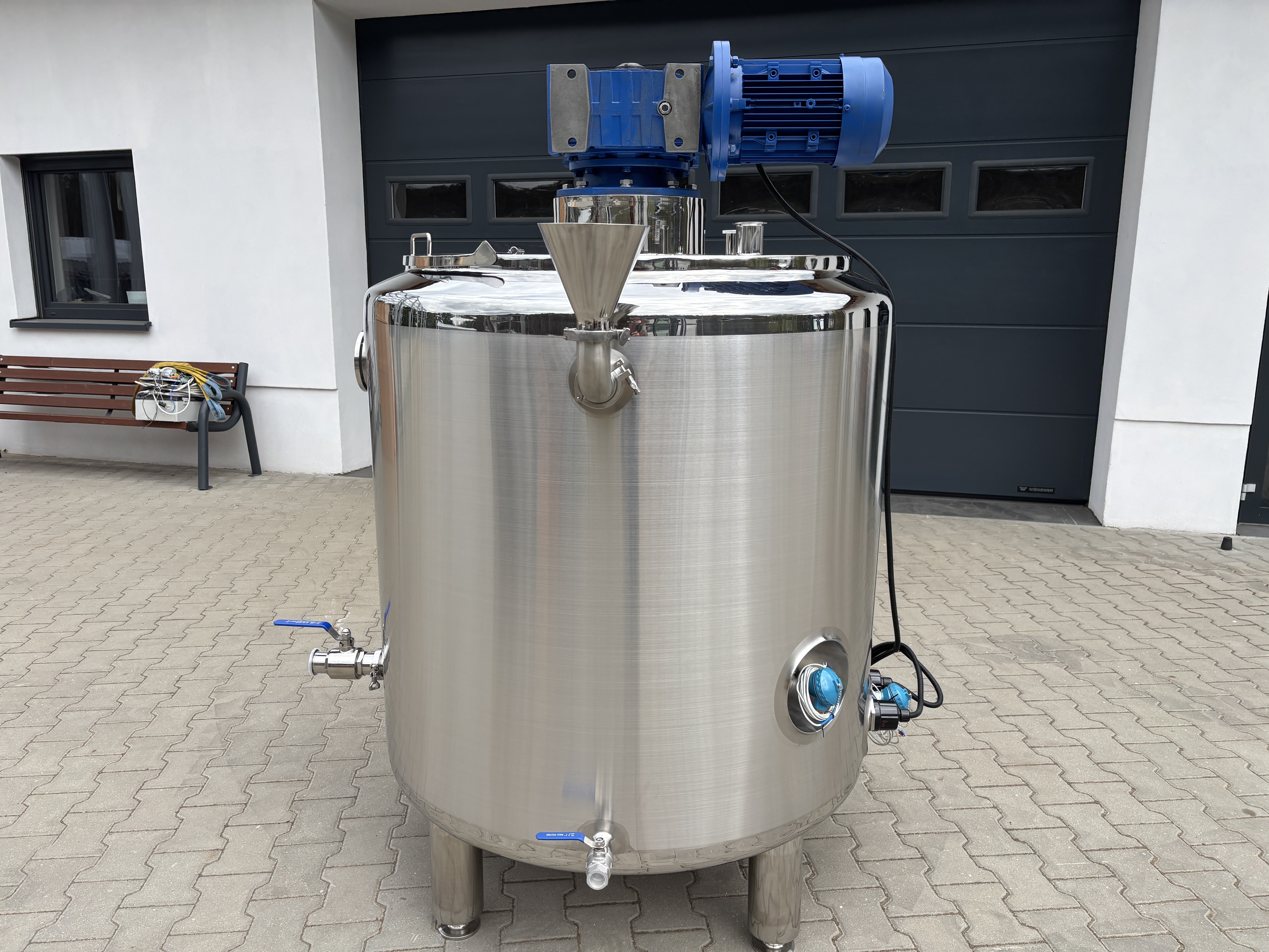 Cuve de stockage pour chocolat 500 L (SUS 304)