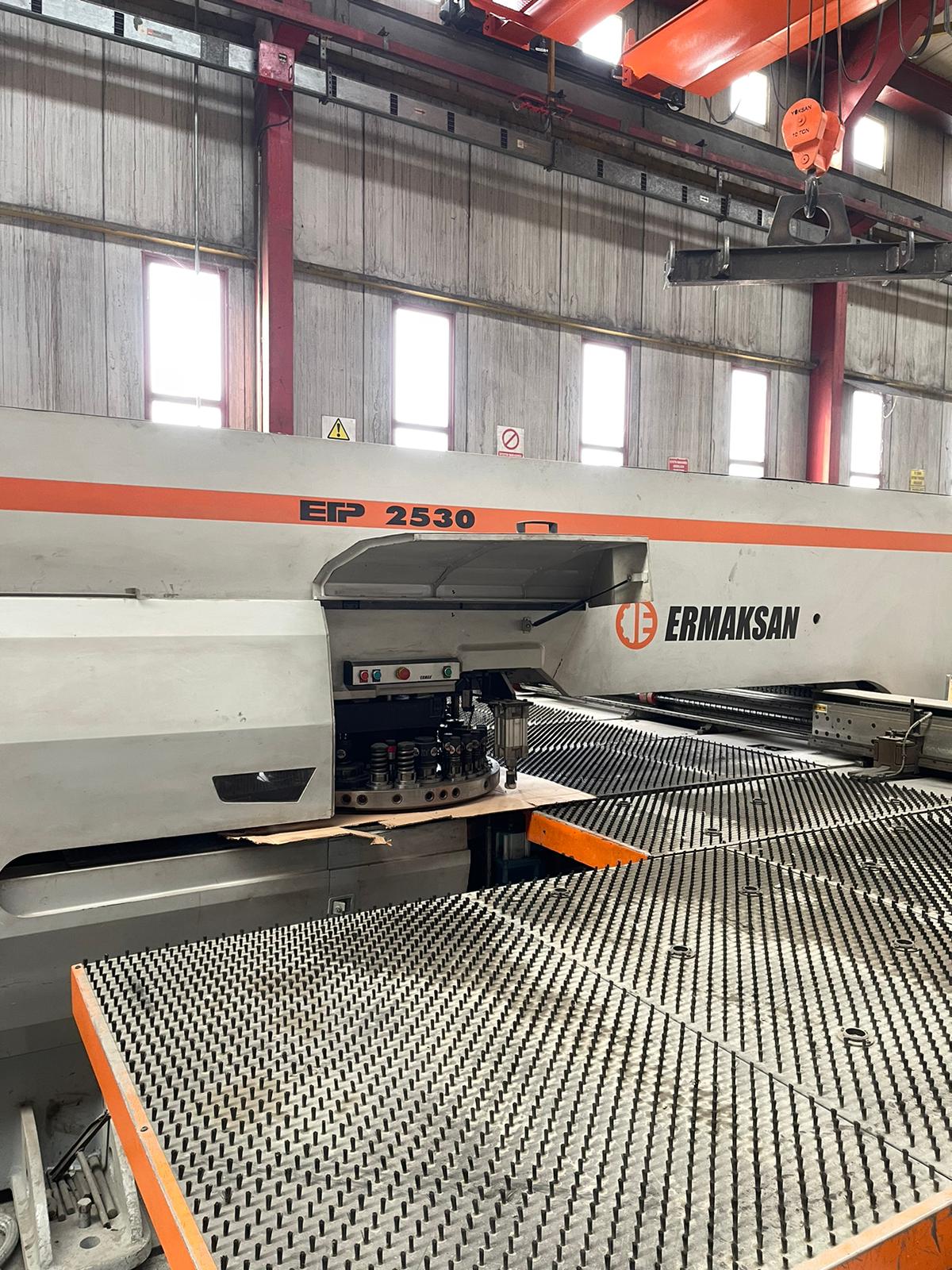 Poinçonneuse à cnc Ermak ETP 1500 x 2500