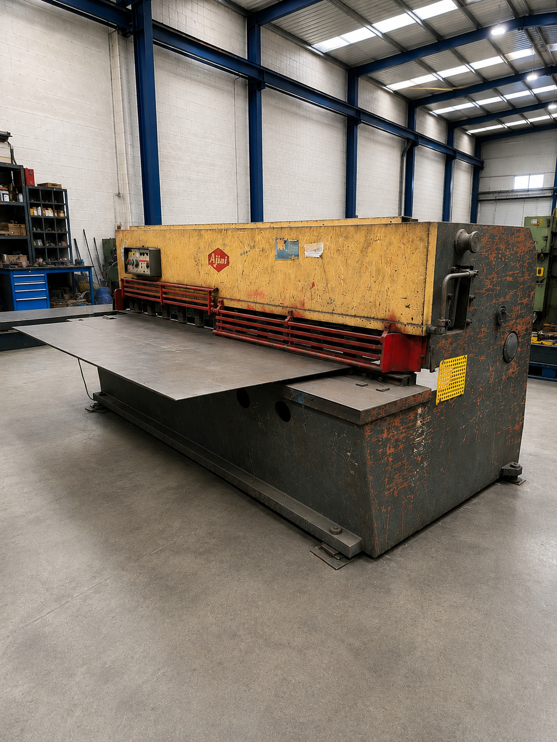 Machine-outil AJIAL CS1030