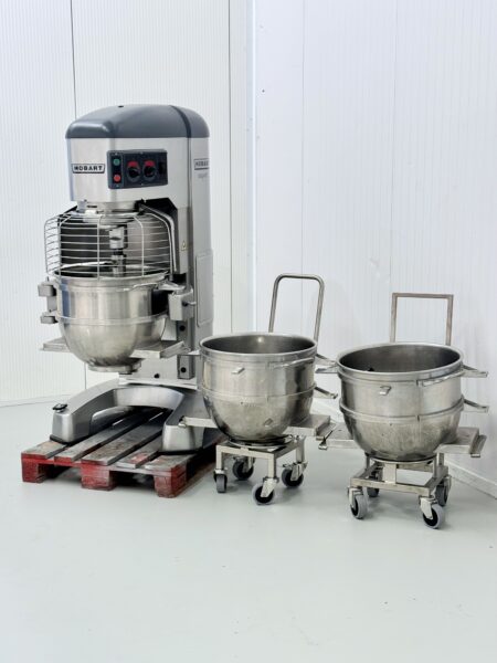 Hobart HL 800 Legacy mélangeur planétaire 80 litres avec 3 bols et chariot