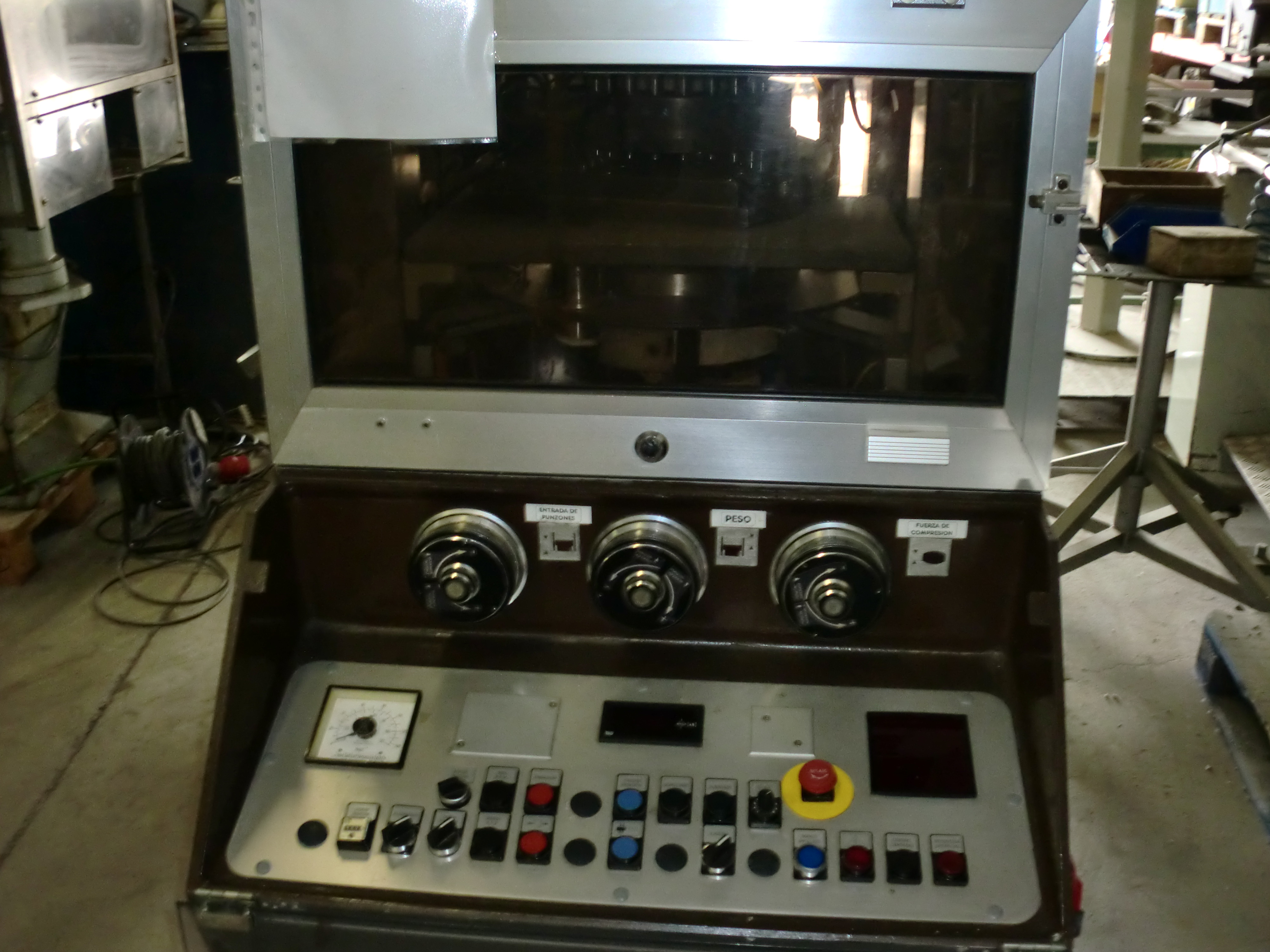 Presse à comprimés rotative KORSCH PH 230