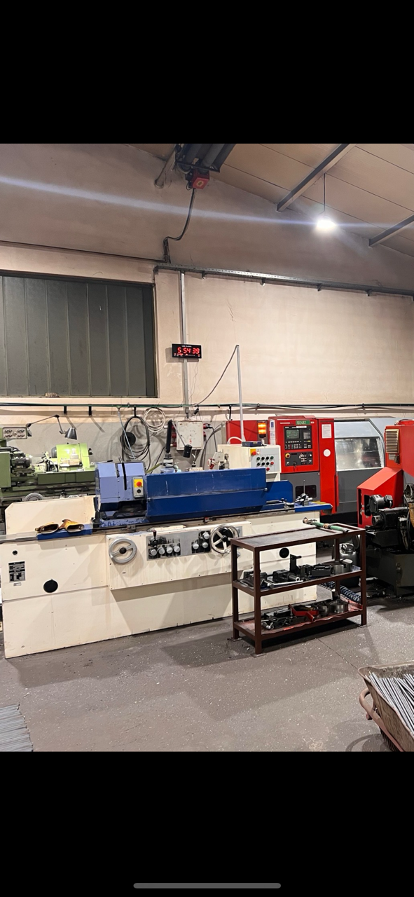 Rectifieuse sans centres Cetos cylindrical grinding machine