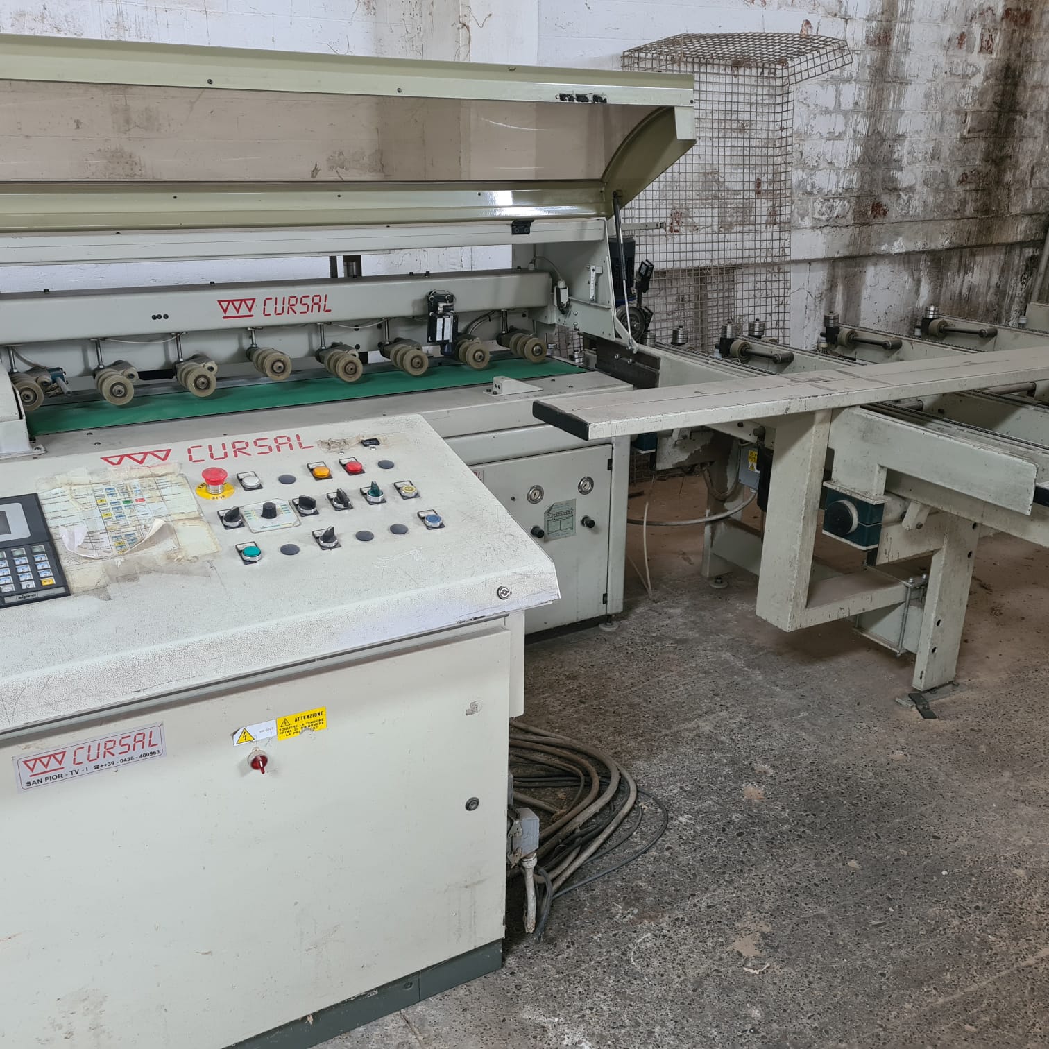 SCIE AUTOMATIQUE DE TRONÇONNAGE OPTIMISEUR CURSAL TRV 2200A 500