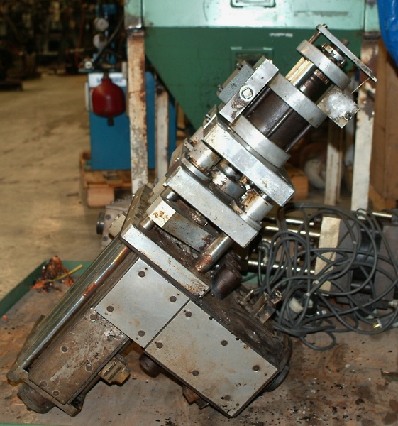 Souffleuse plastique W. Muller S3/35-85