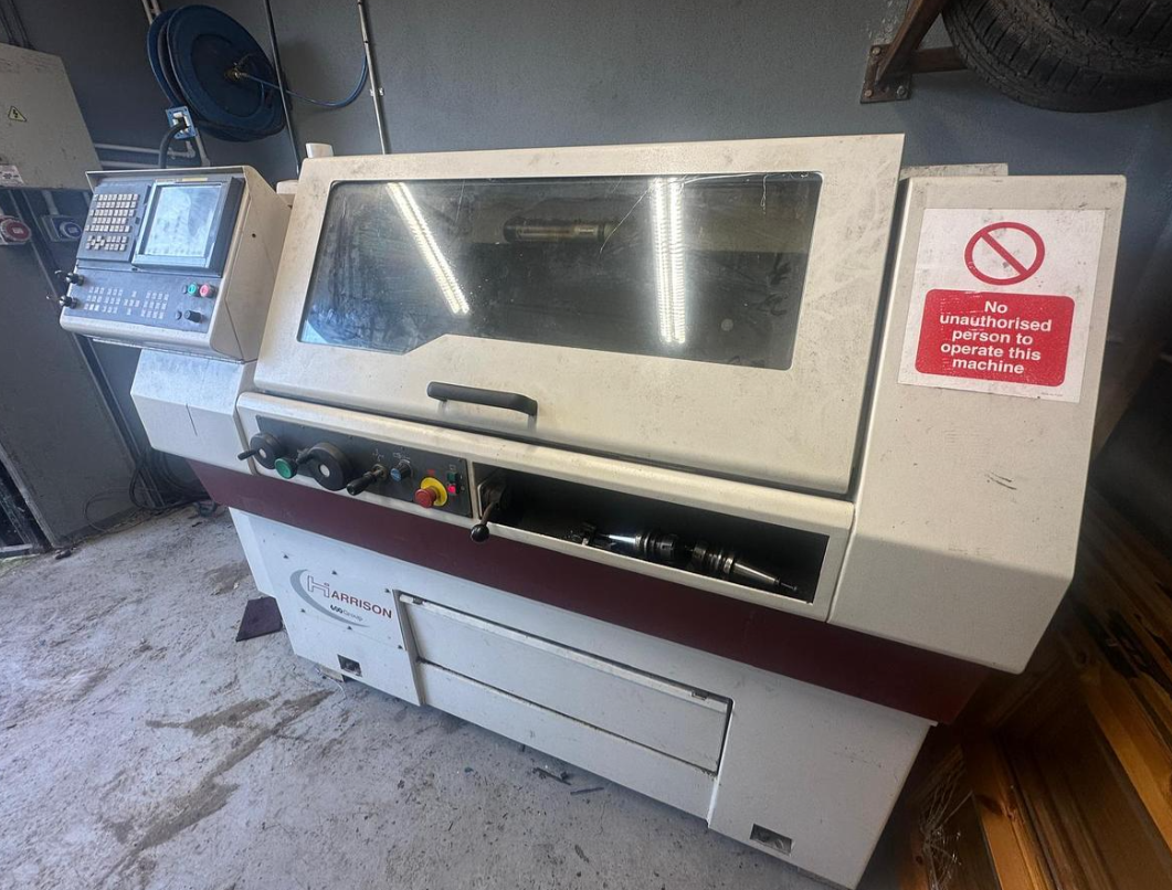 Tour cnc par apprentissage HARRISON Alpha 1330S d'occasion