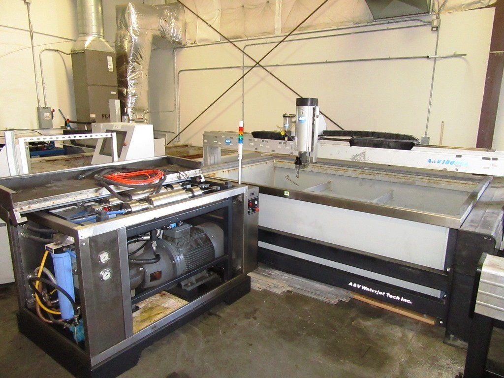 Machine de découpe jet d'eau A&V Waterjet Tech 1006BA / F302013A Waterjet
