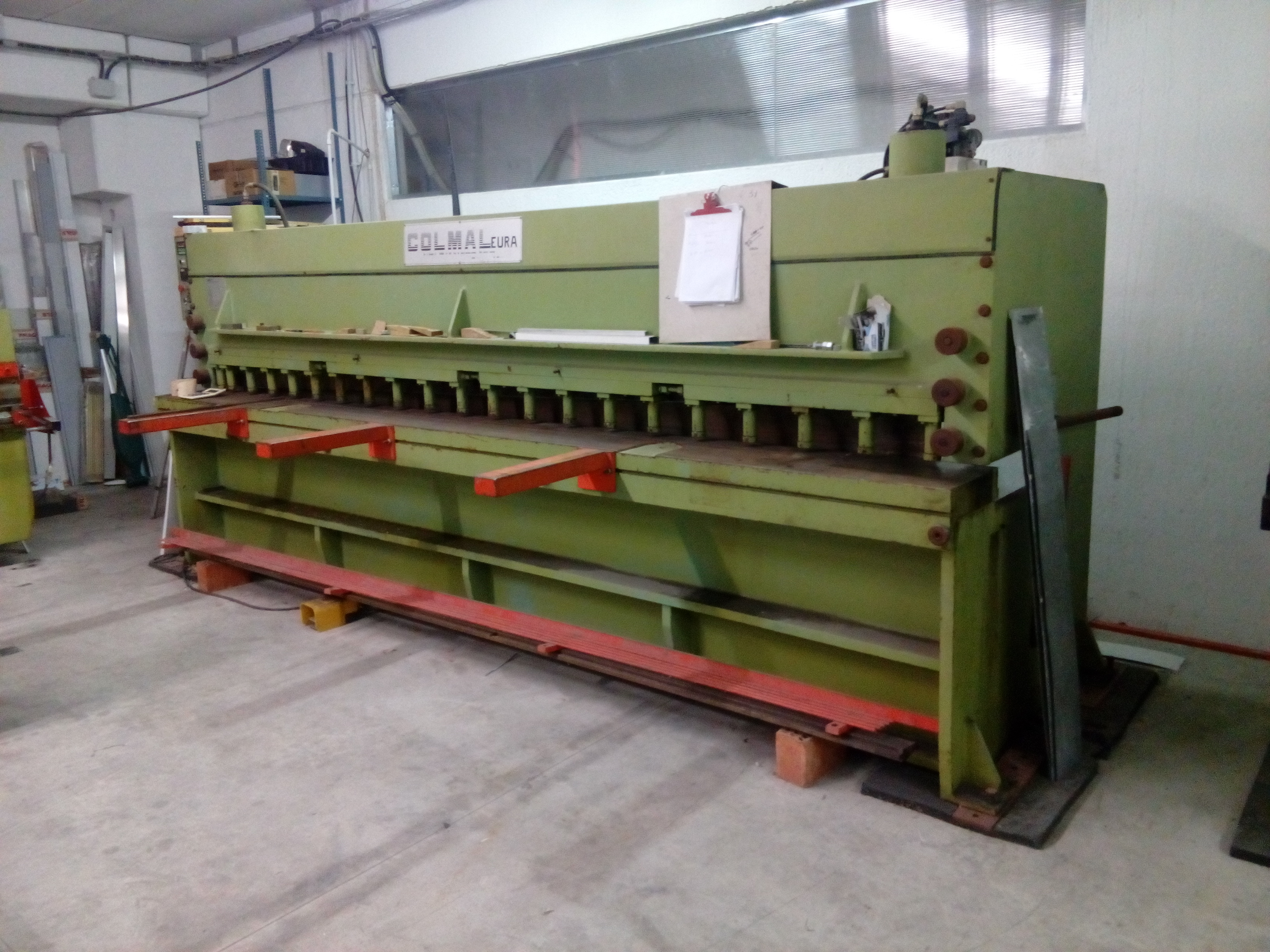 Cisaille guillotine hydraulique Colmal 4000 mm x 6 mm