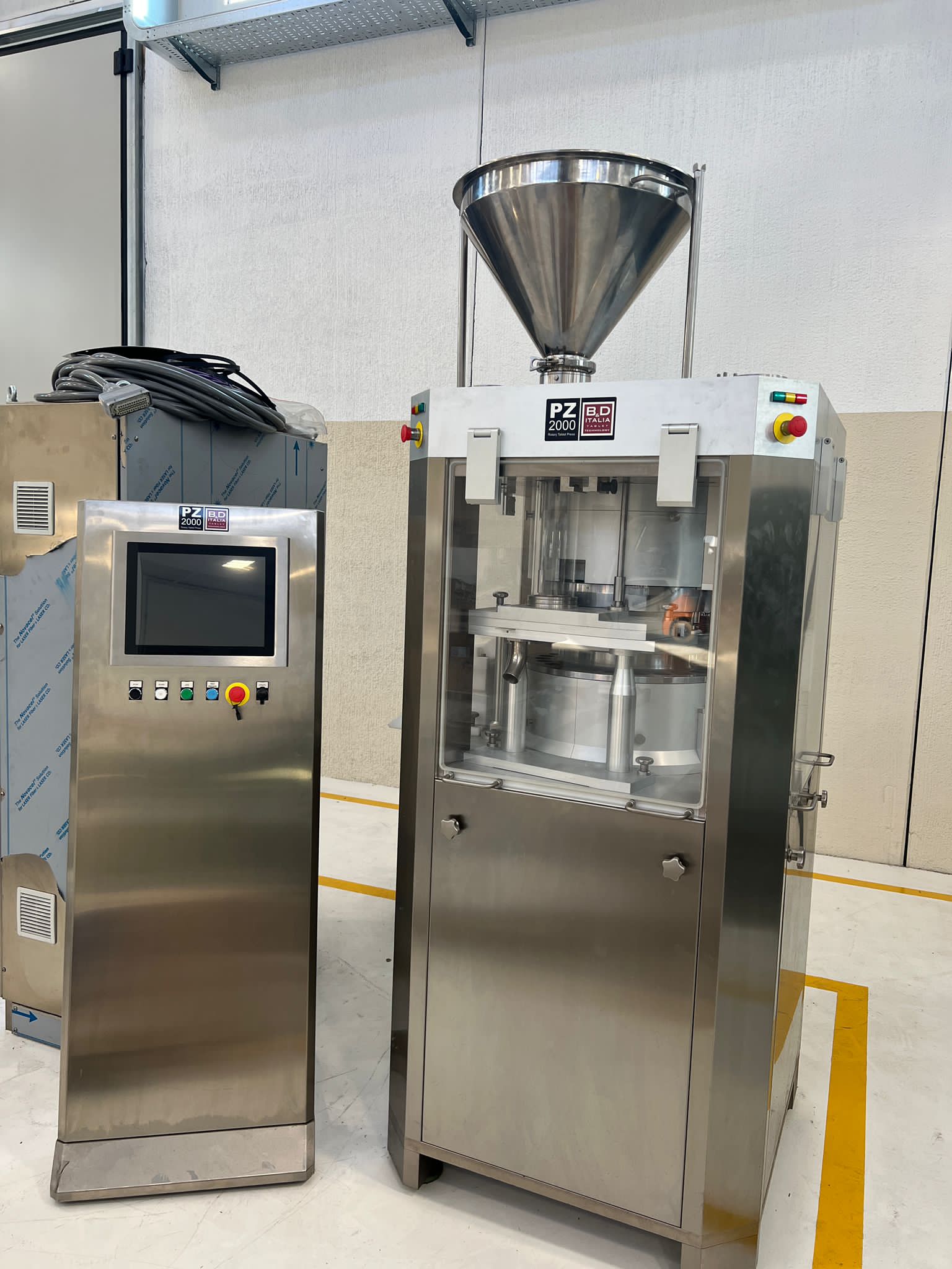 Presse à comprimés rotative B&D PZ 2000
