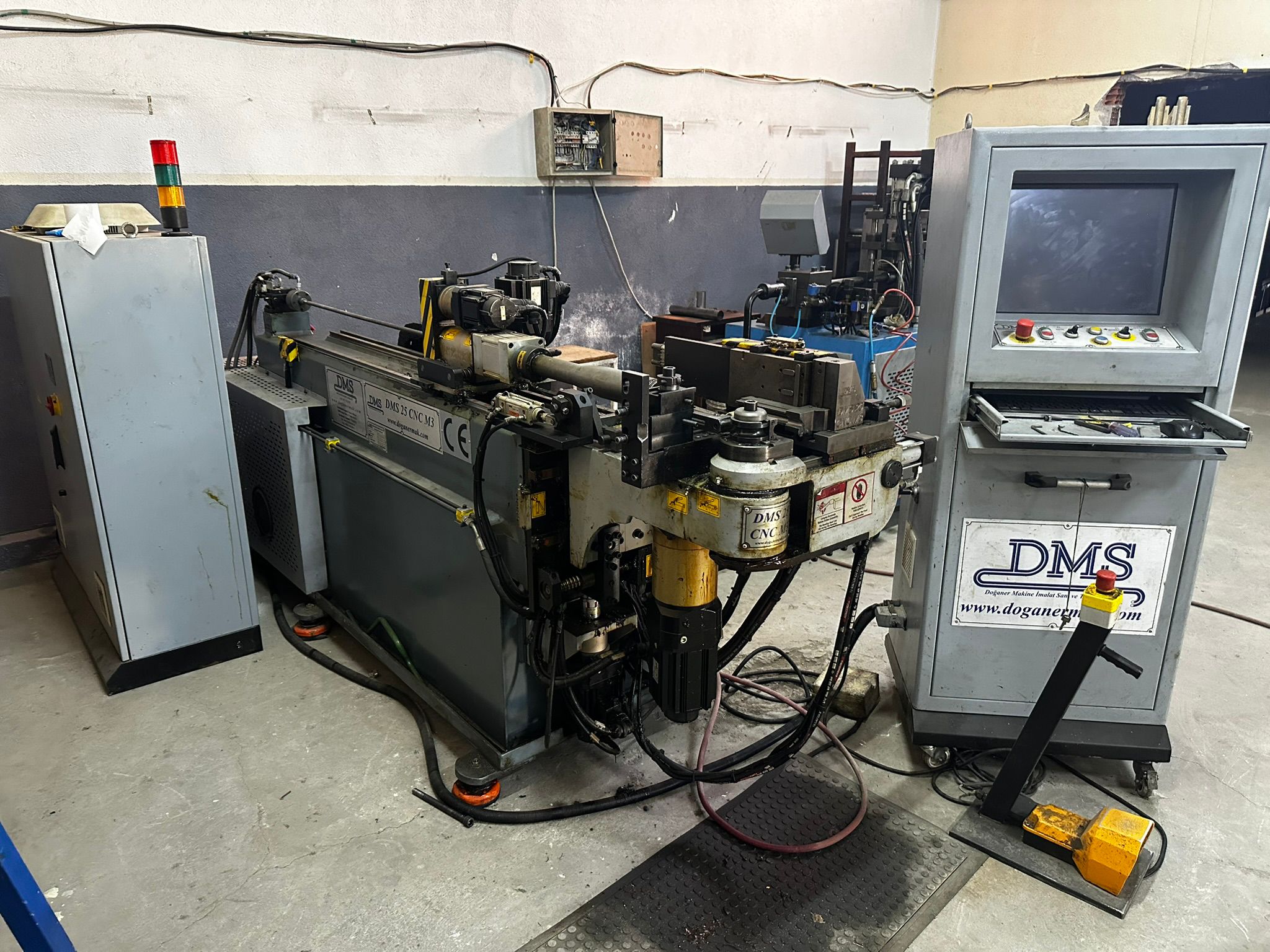 Cintreuse de tubes DMS 25 CNC M3