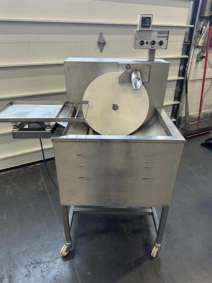 Machine à tempérer le chocolat HACOS Chocoform 40 lb