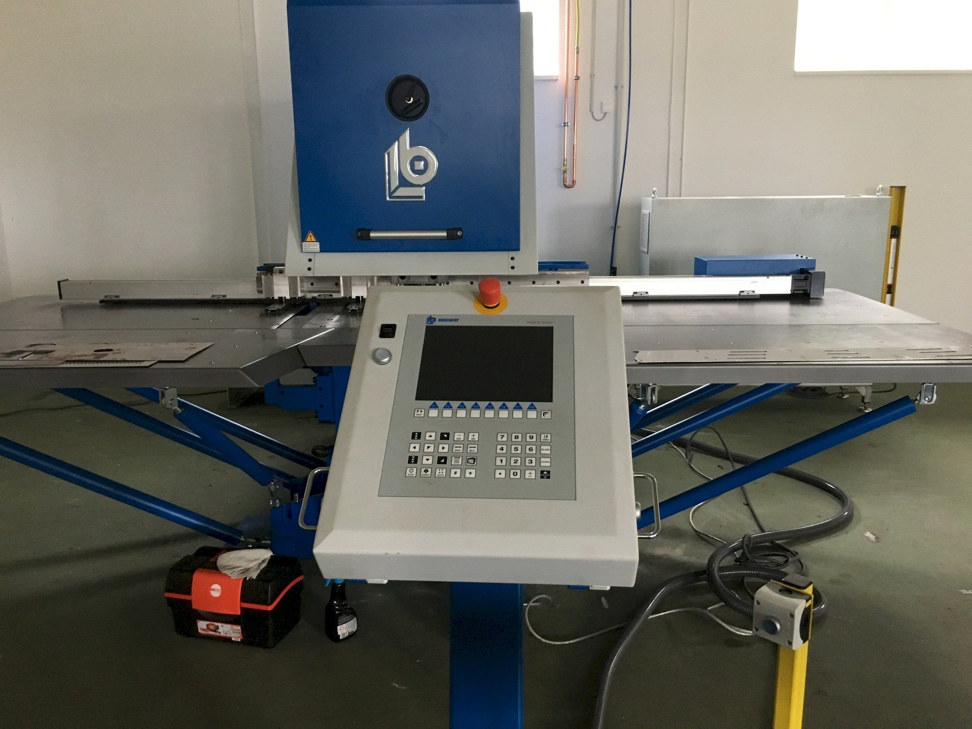 Poinçonneuse à cnc BOSCHERT Compact 750 Bonne affaire