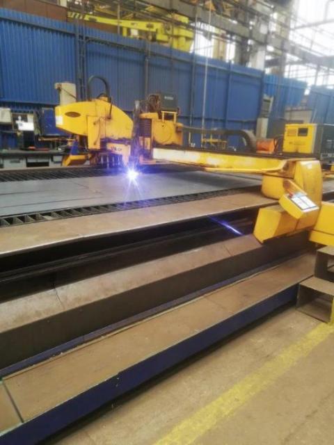 Machine de découpe plasma / gaz IQM MG 12001