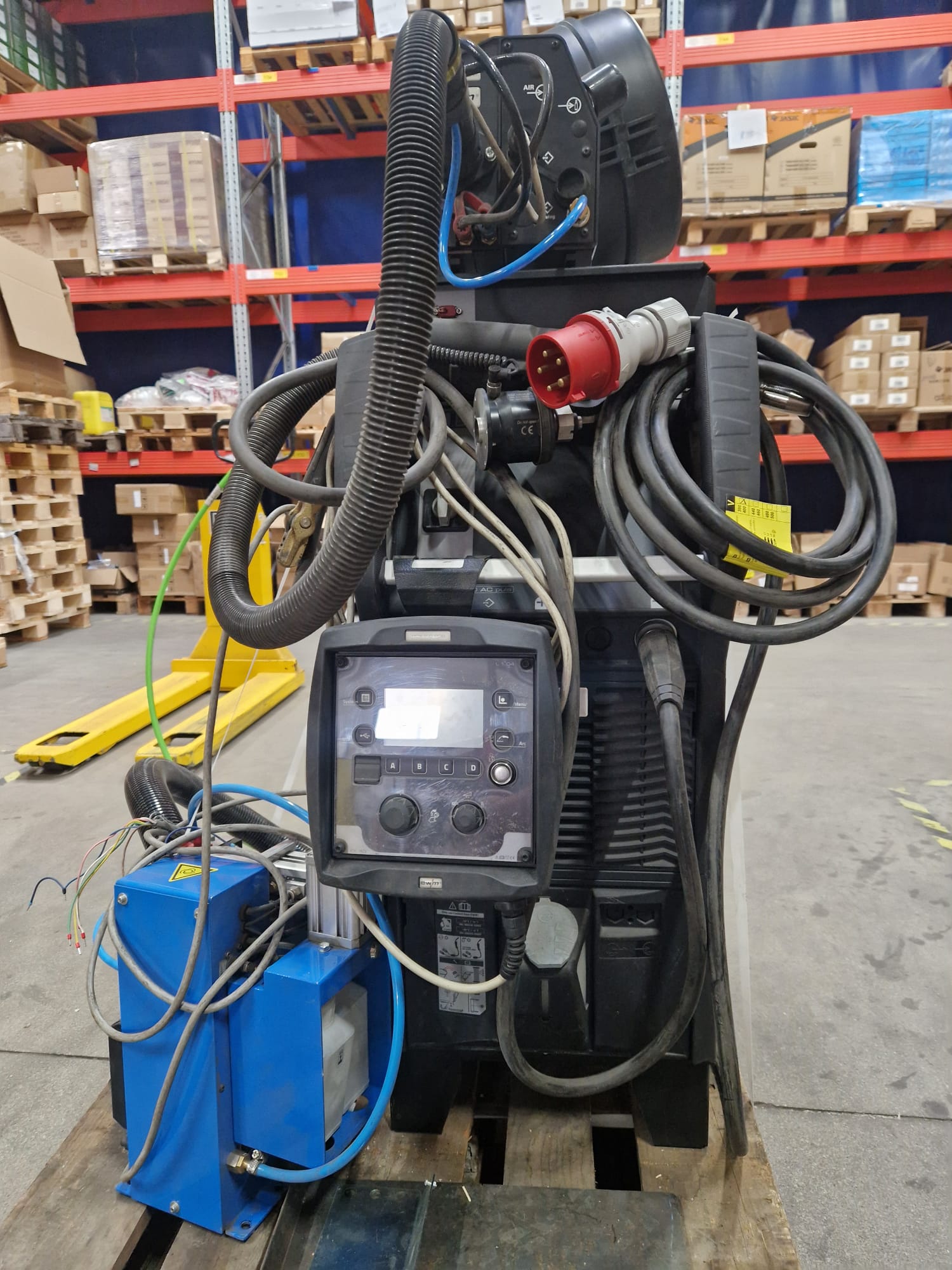 Appareil à souder EWM Titan Xq R 400 puls Ac/dc Dw Faible nombre d'heures