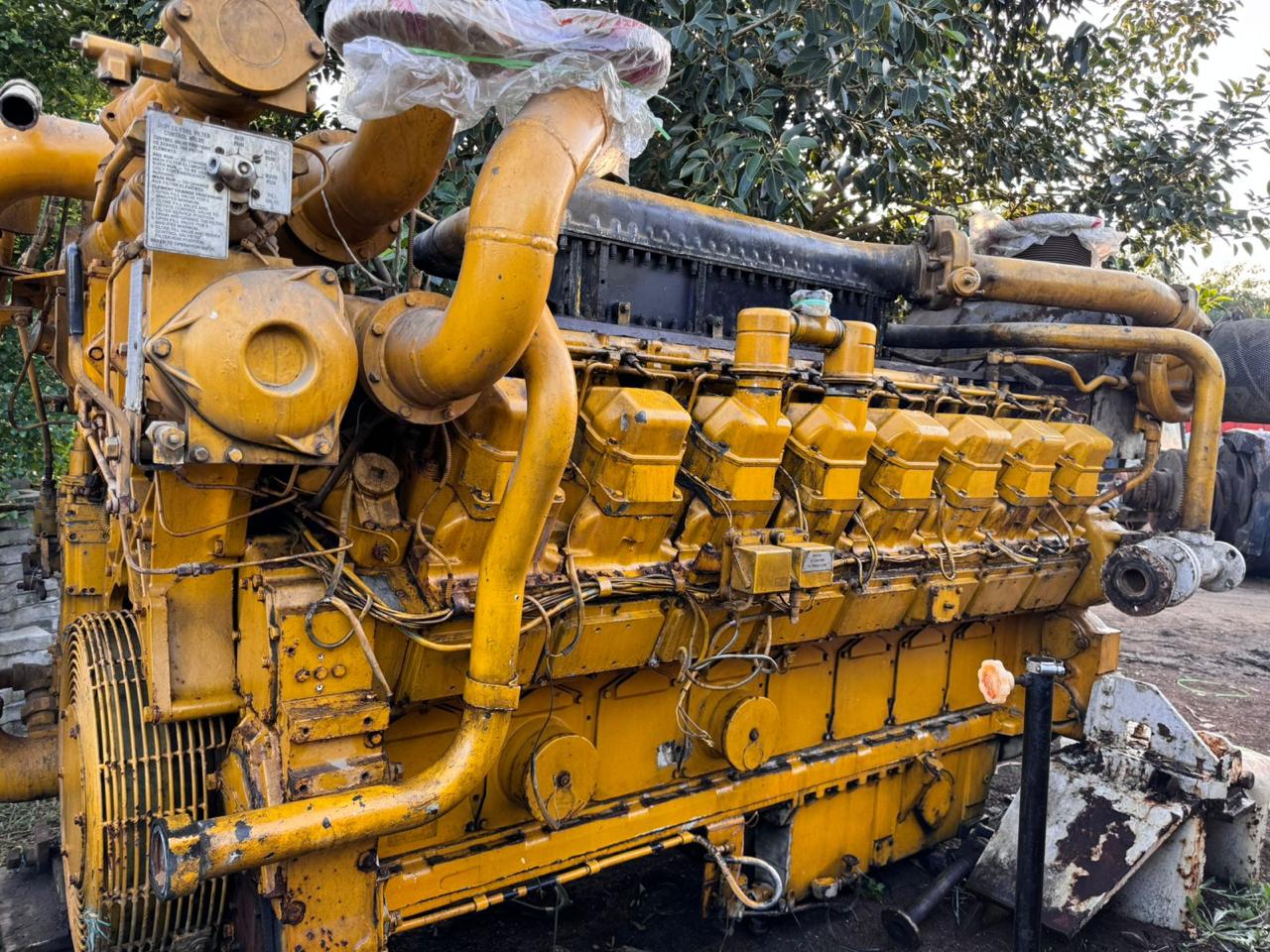Moteurs marins CATERPILLAR 3516 Faible nombre d'heures