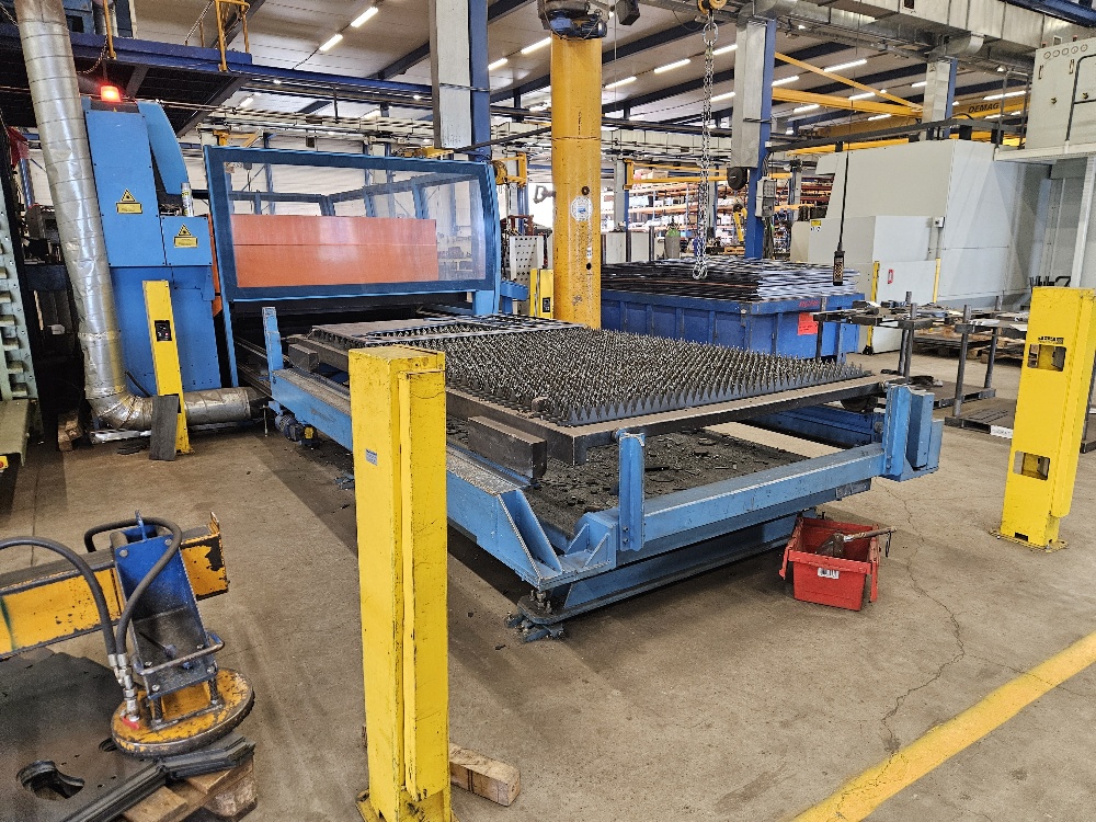 Machine de découpe laser Prima Power Platino 1530