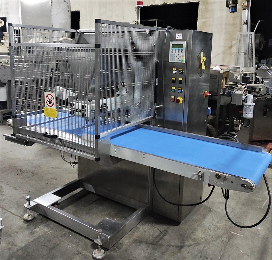 DOSEUSE POUR PÂTISSERIE À 5 DOUILLES COMAS DRV 400
