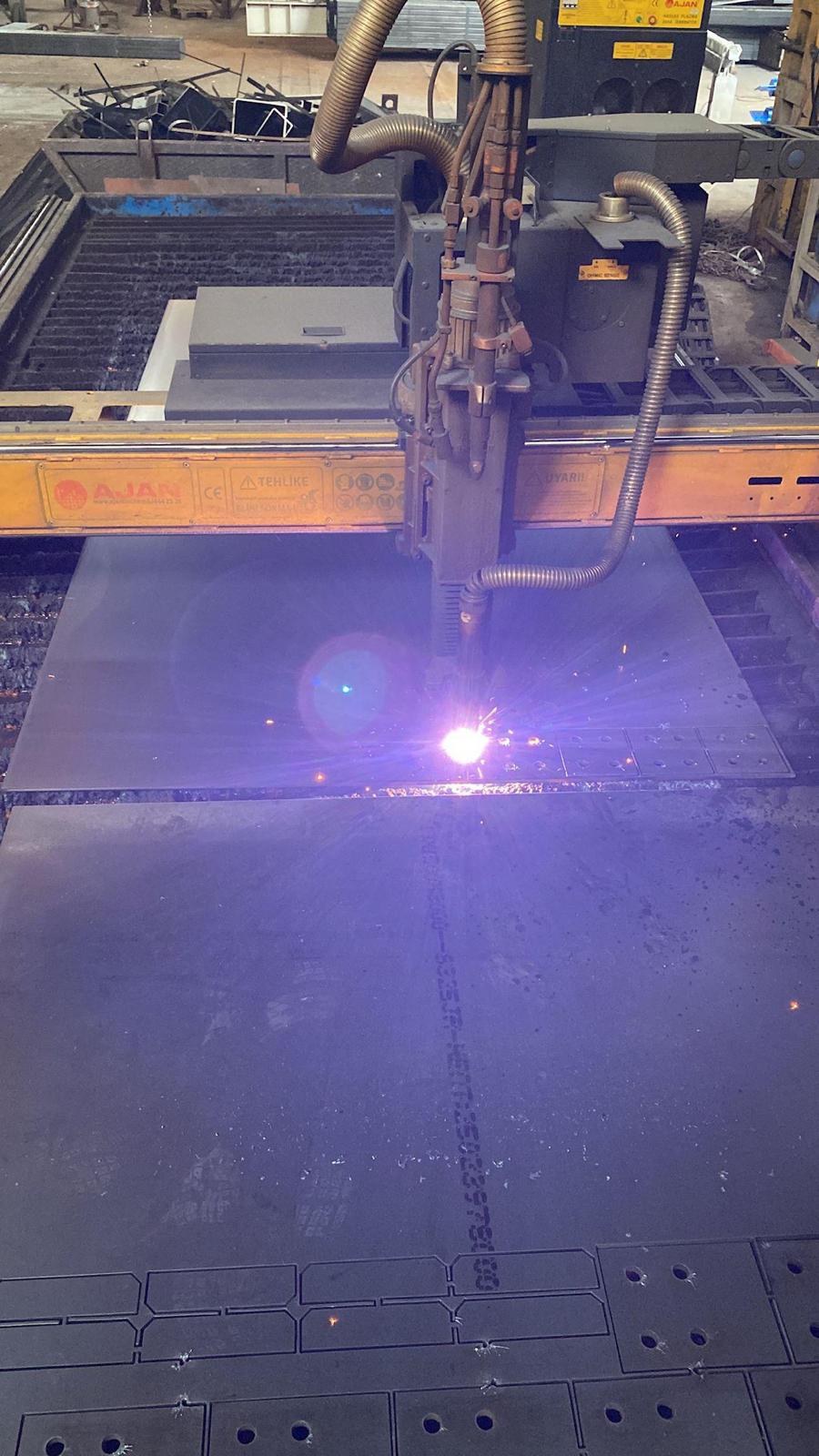 Machine de découpe plasma / gaz Ajan Plasma Cutting