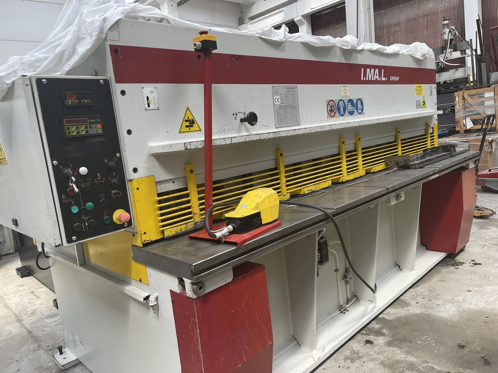 Cisaille guillotine hydraulique IMAL 3050X6