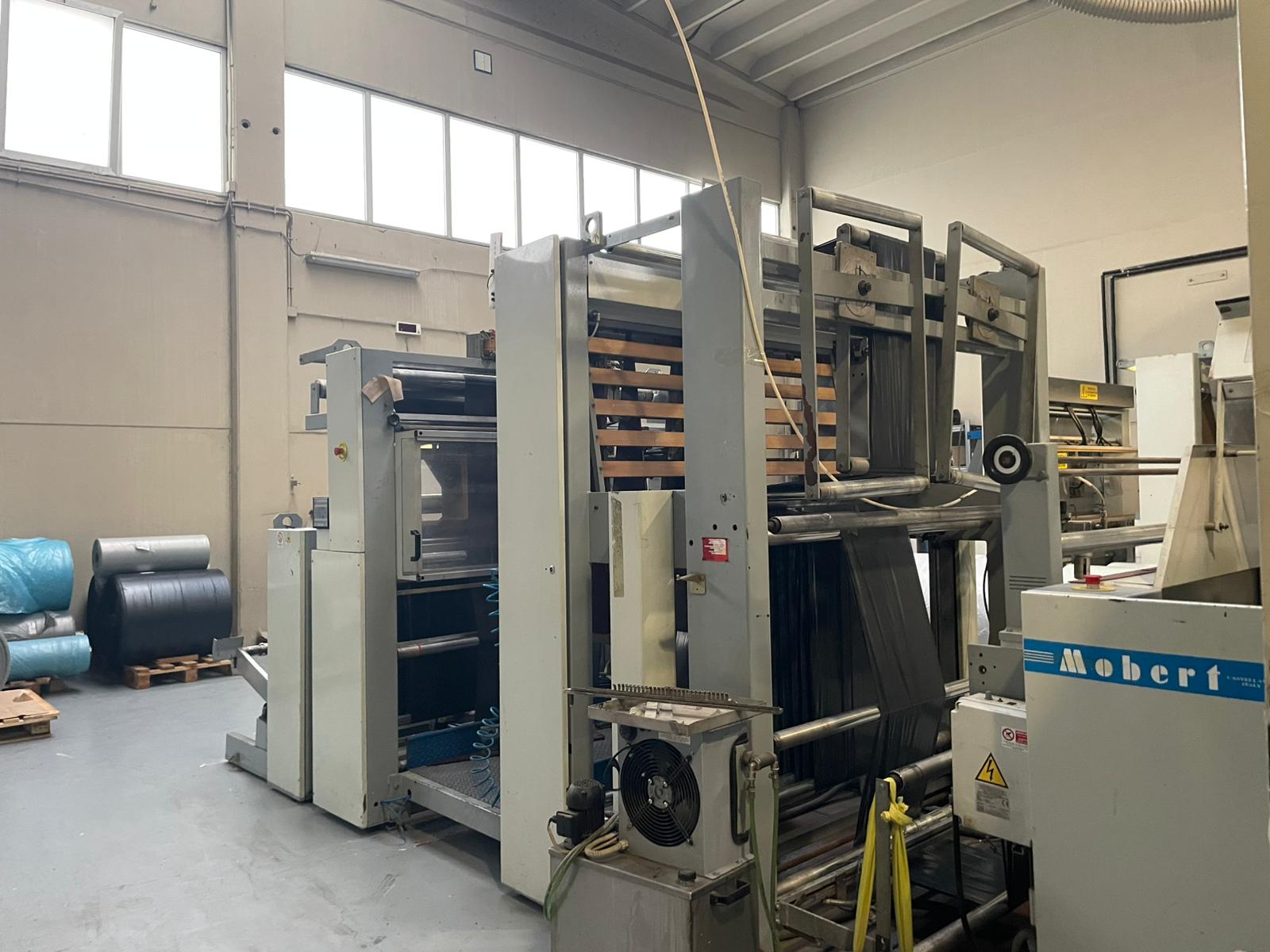 Machine thermosoudeuse automatique pour la production de sachets en rouleau avec soudure au fond MOBERT ROLLER 110 EX 200 – TN – R – 16