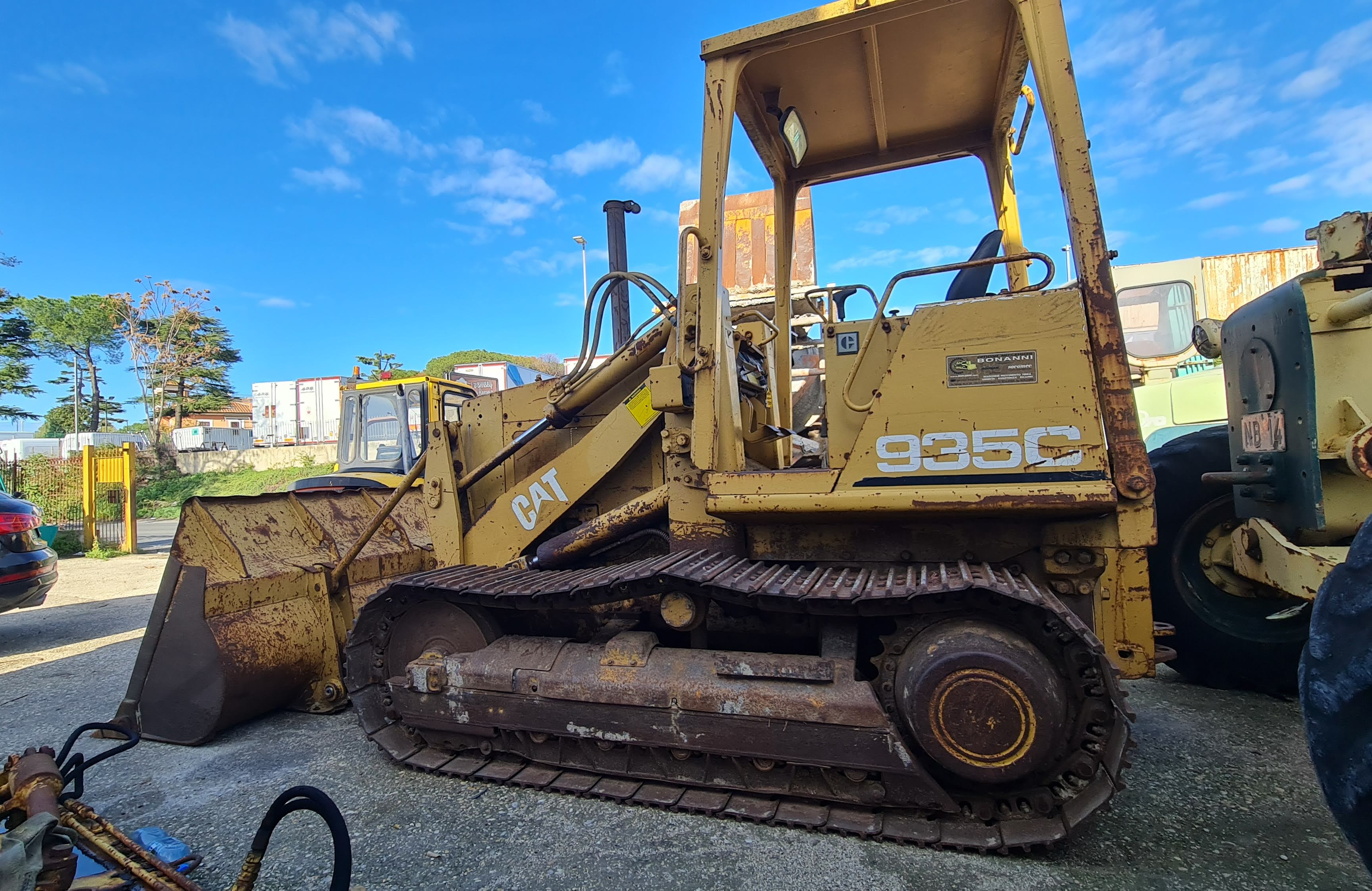 Chargeur Caterpillar 935C Bonne affaire Faible nombre d'heures