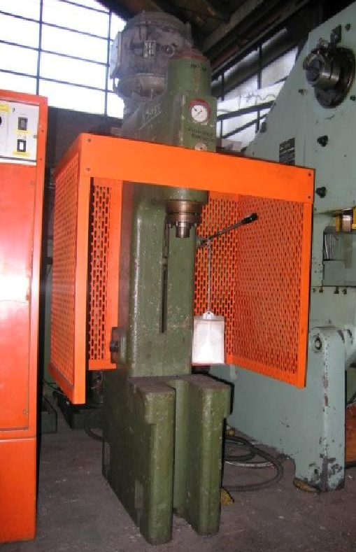 Presse plieuse GALDABINI -