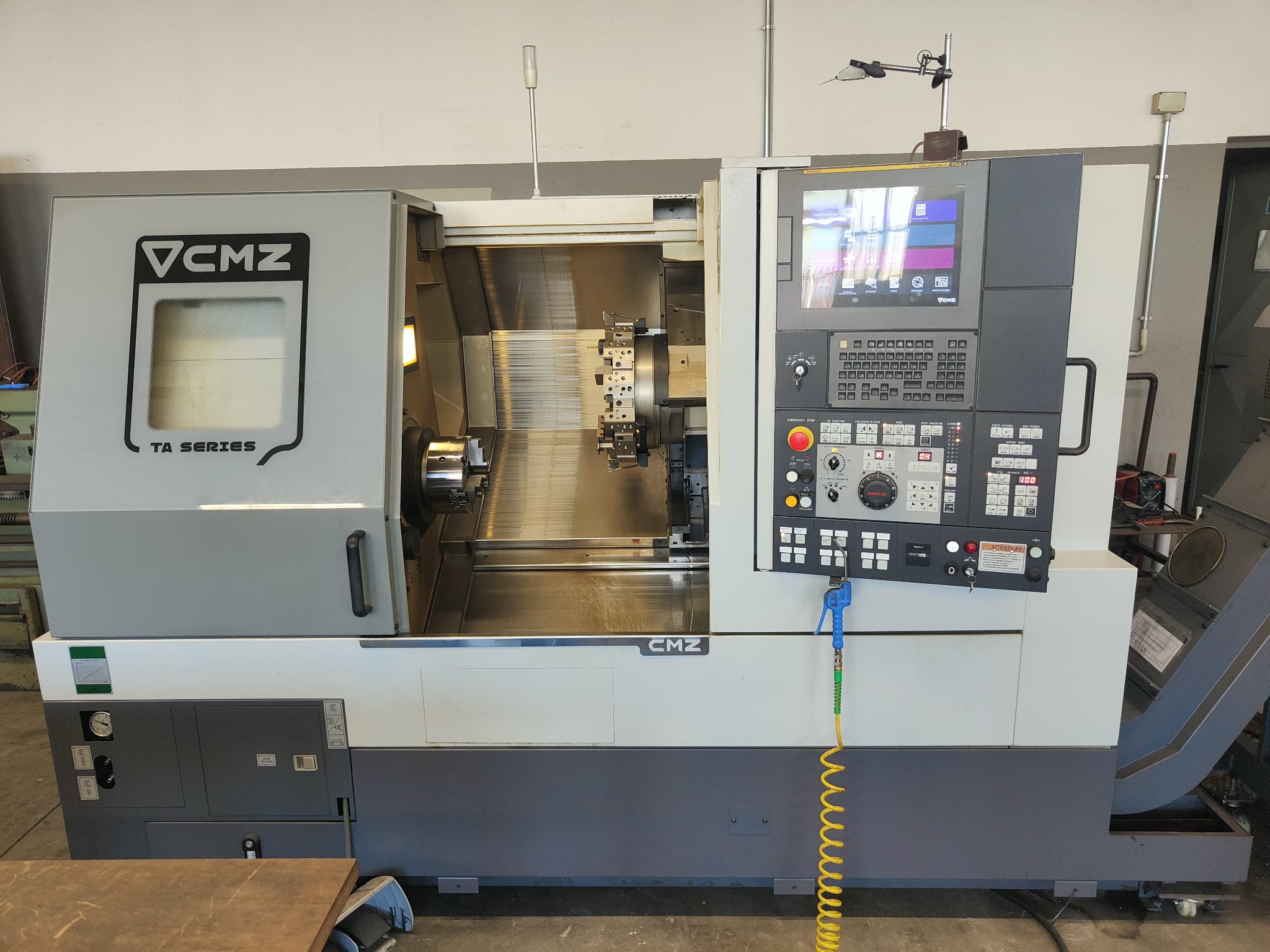 Tour cnc avec outils fixes CMZ TA 15 T 640 d'occasion