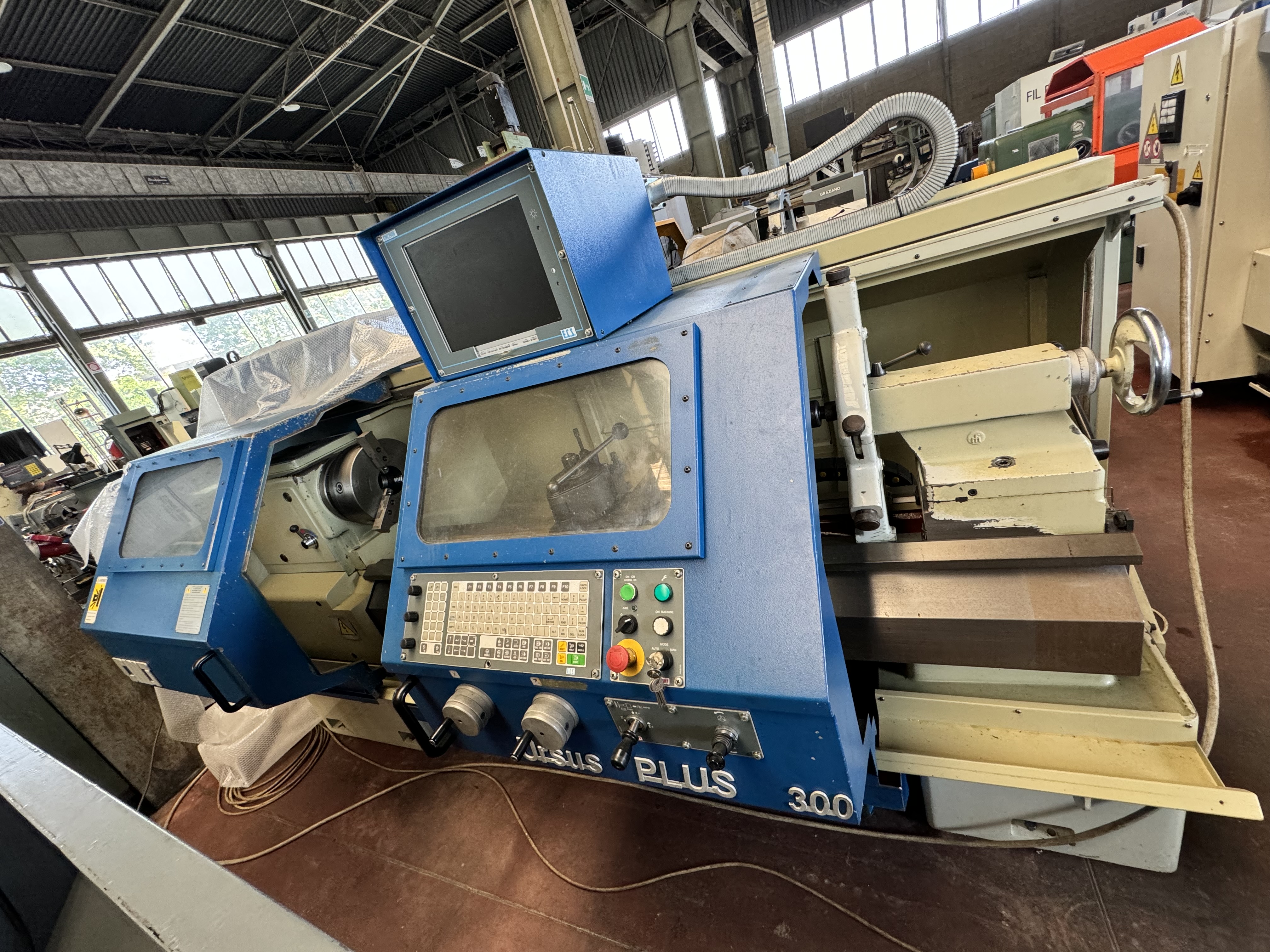 Tour cnc CMT TORTONA URSUS PLUS 300 1500 105