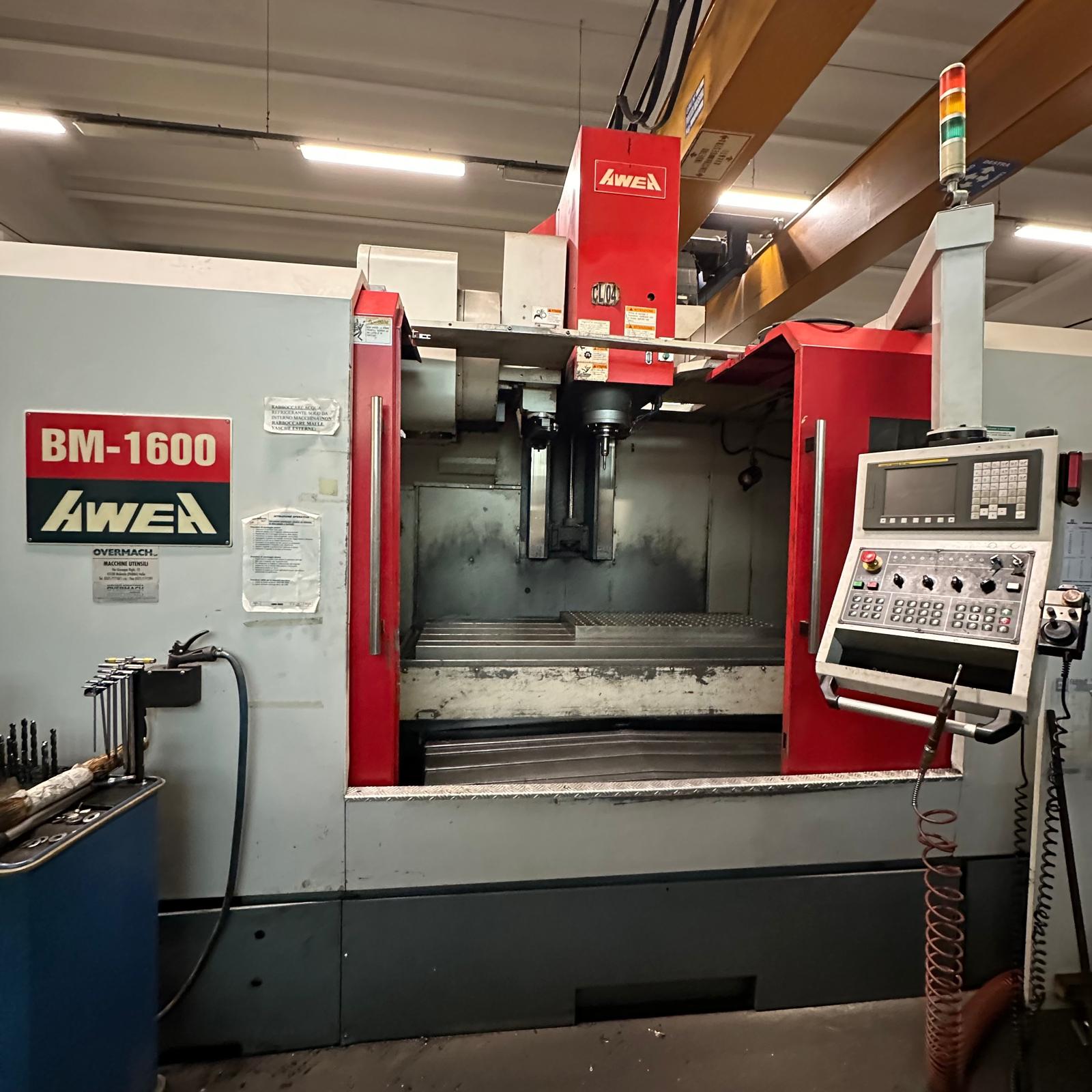 Centre d'usinage vertical AWEA BM 1600 d'occasion
