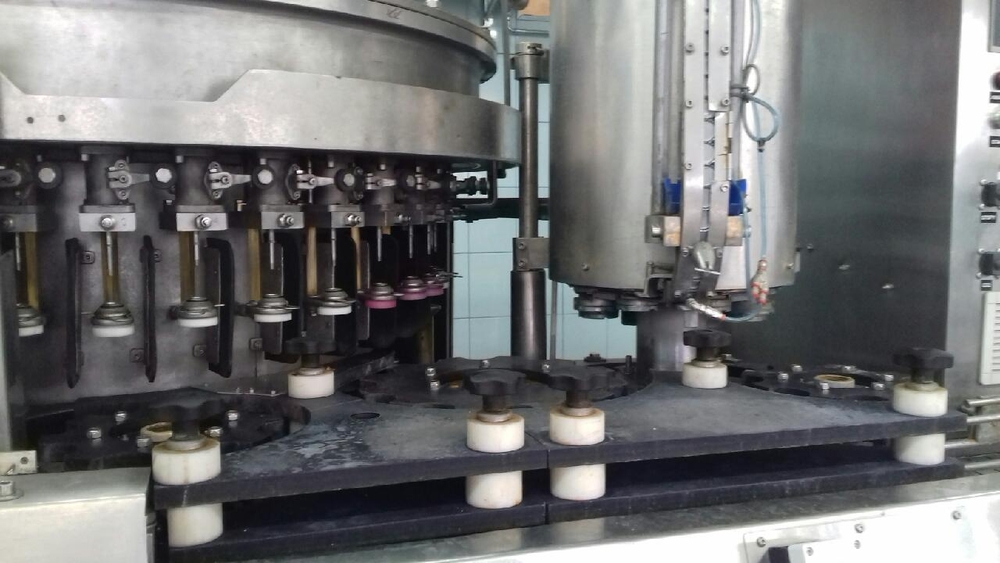 Unité d'embouteillage Bottling line for glass bottles