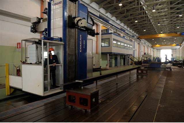 Fraiseuse cnc à banc fixe Colgar FV200