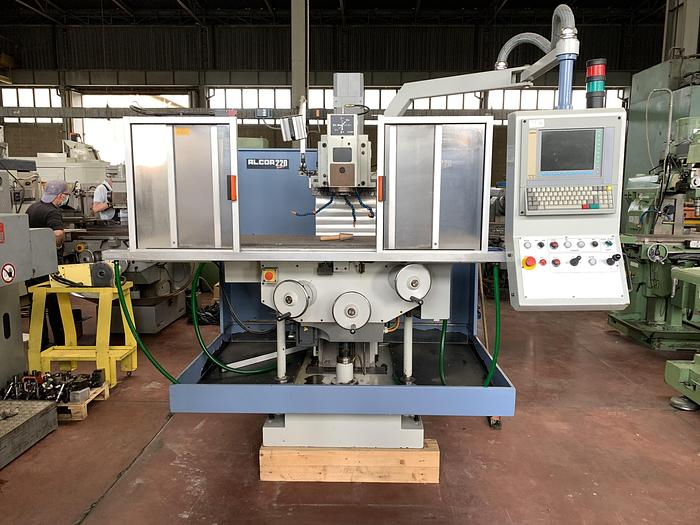 Fraiseuse verticale ALCOR 220 CNC d'occasion